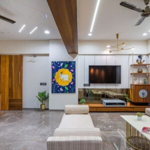 501 - 700 sq ft | 4 hrs